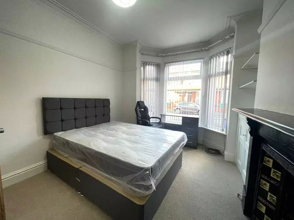 House Acomb Street in Manchester