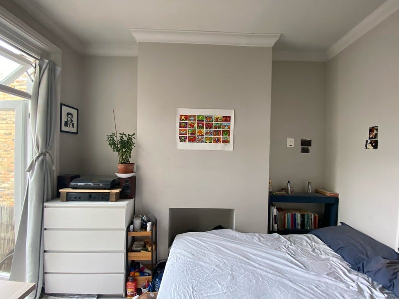 Room Lyndhurst Grove in Greater London