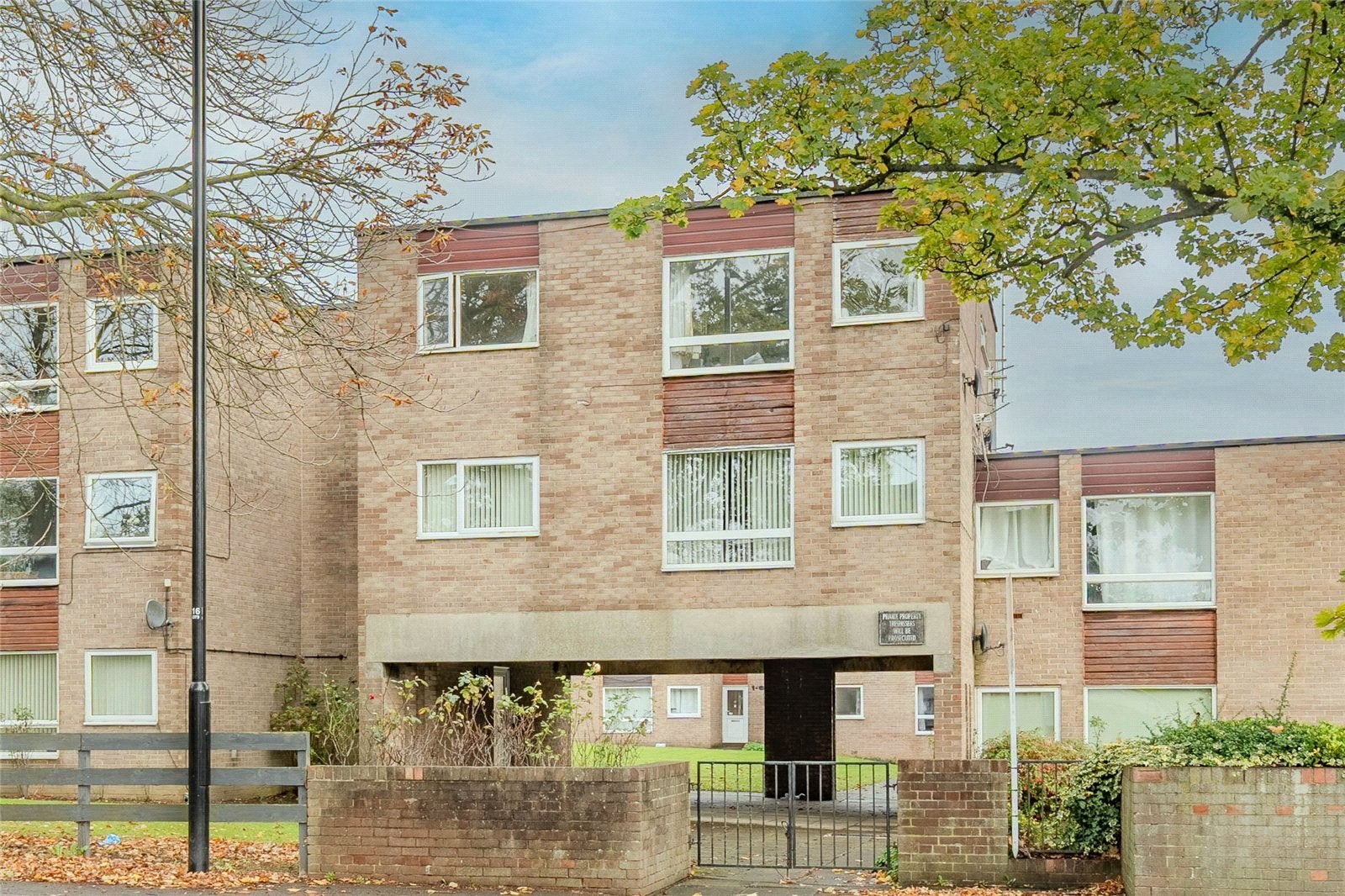 Flat Oakwood Lane in Leeds