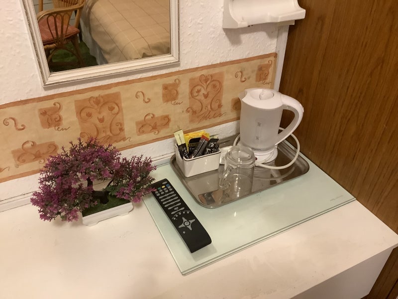 Room Knowle Avenue in Blackpool