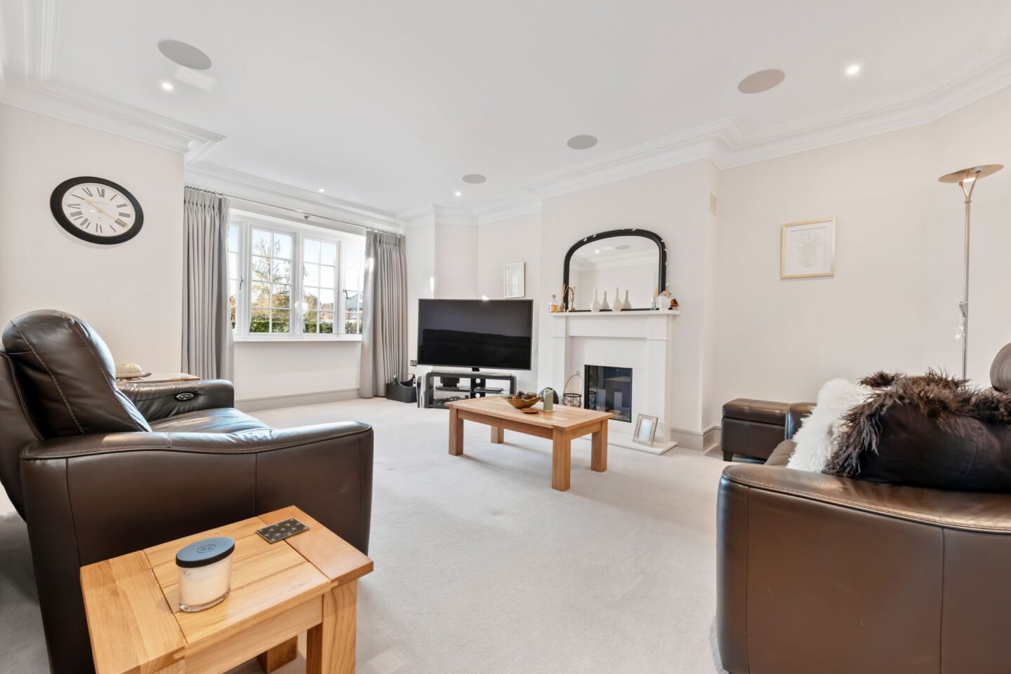 House Kingswood in Winkfield