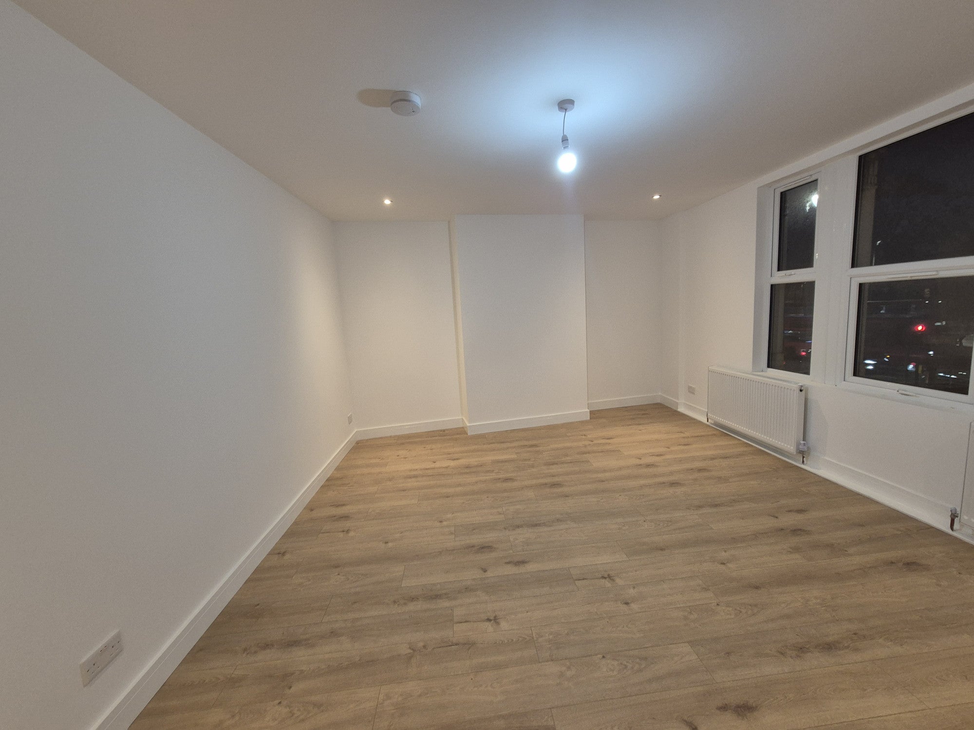 Flat Churchfields in Greater London