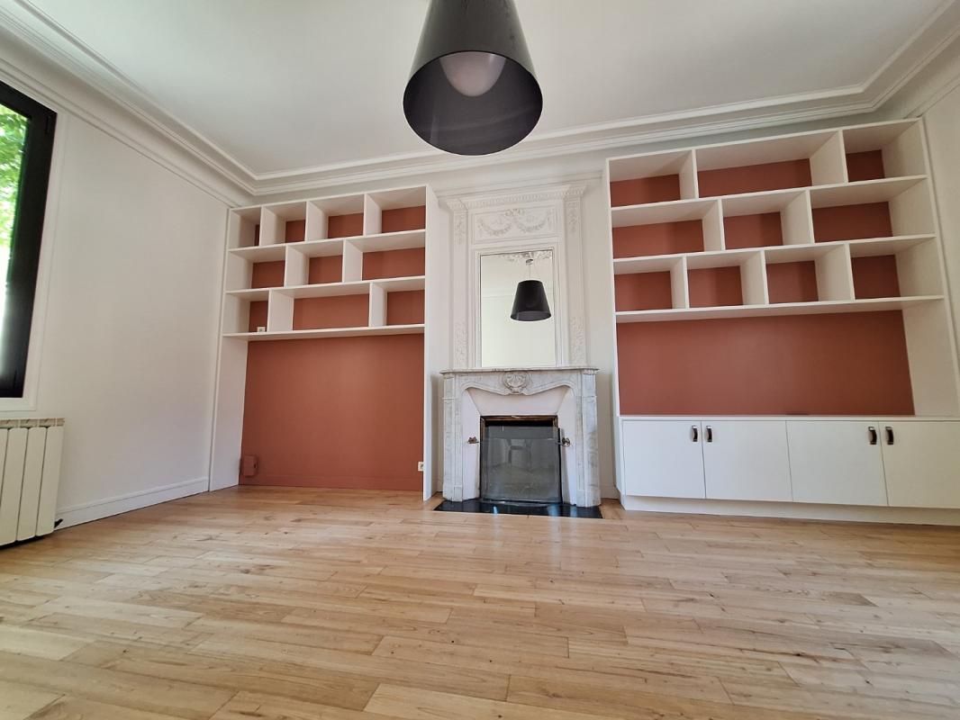 Maison Rue Porcon de la Barbinais à Rennes