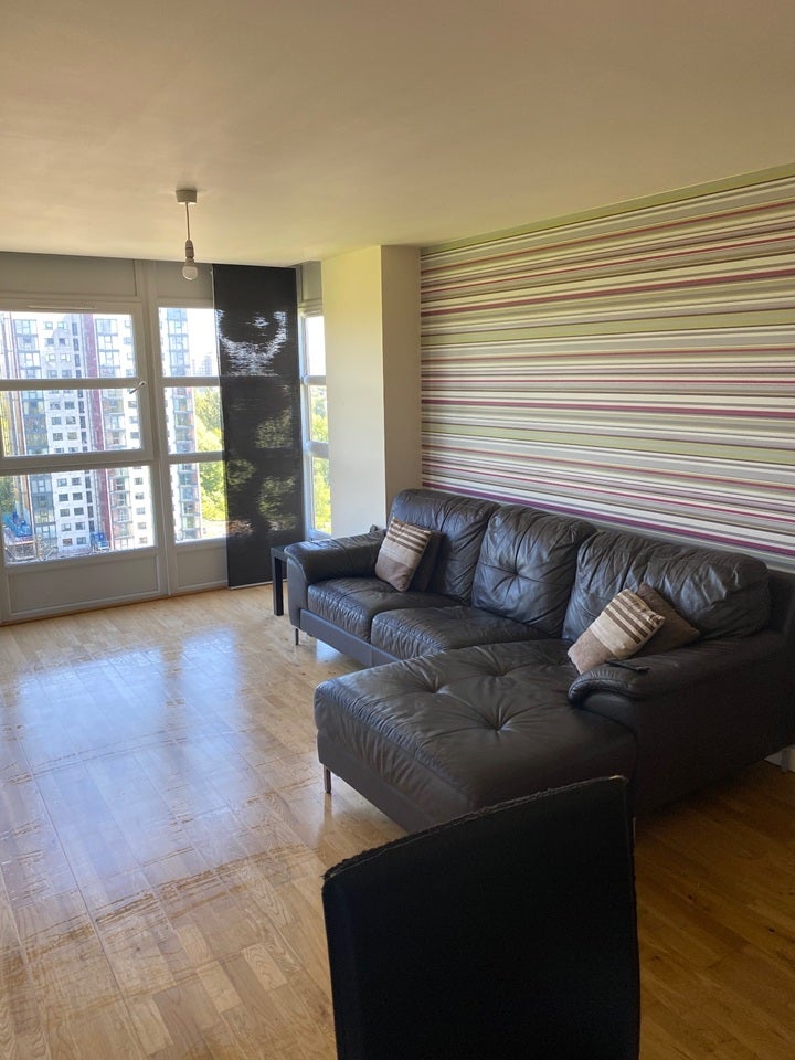 Flat Mossfield Drive in Manchester