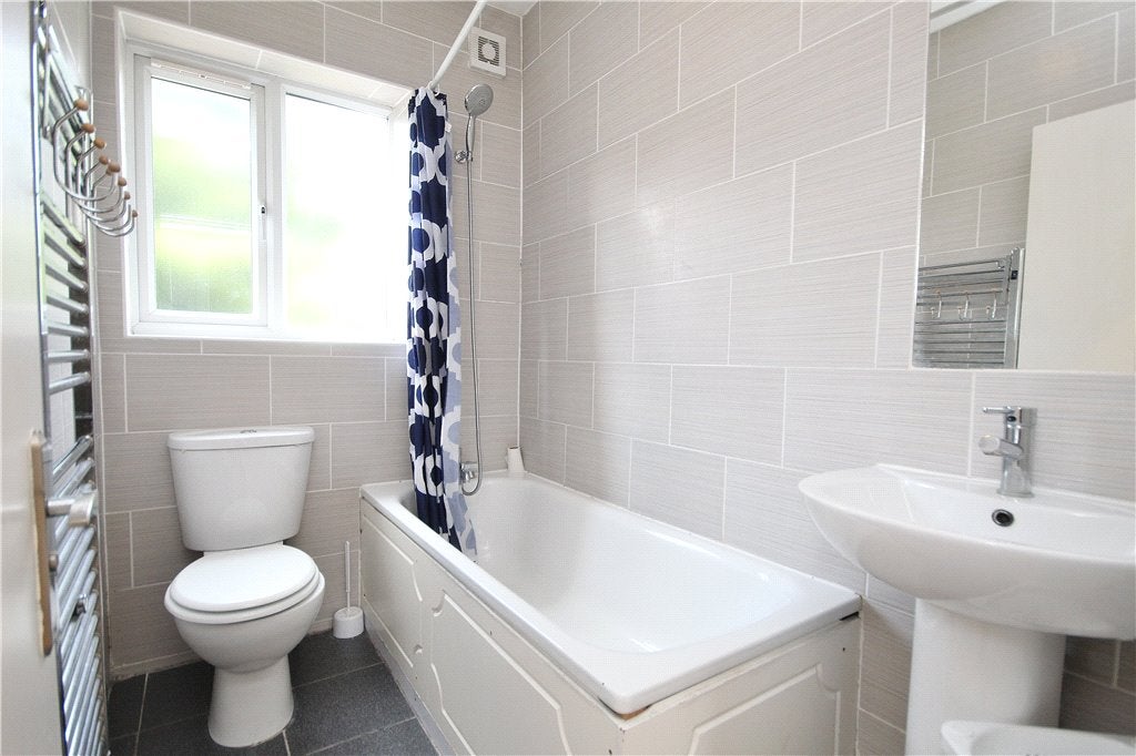 Flat Endsleigh Road in Greater London