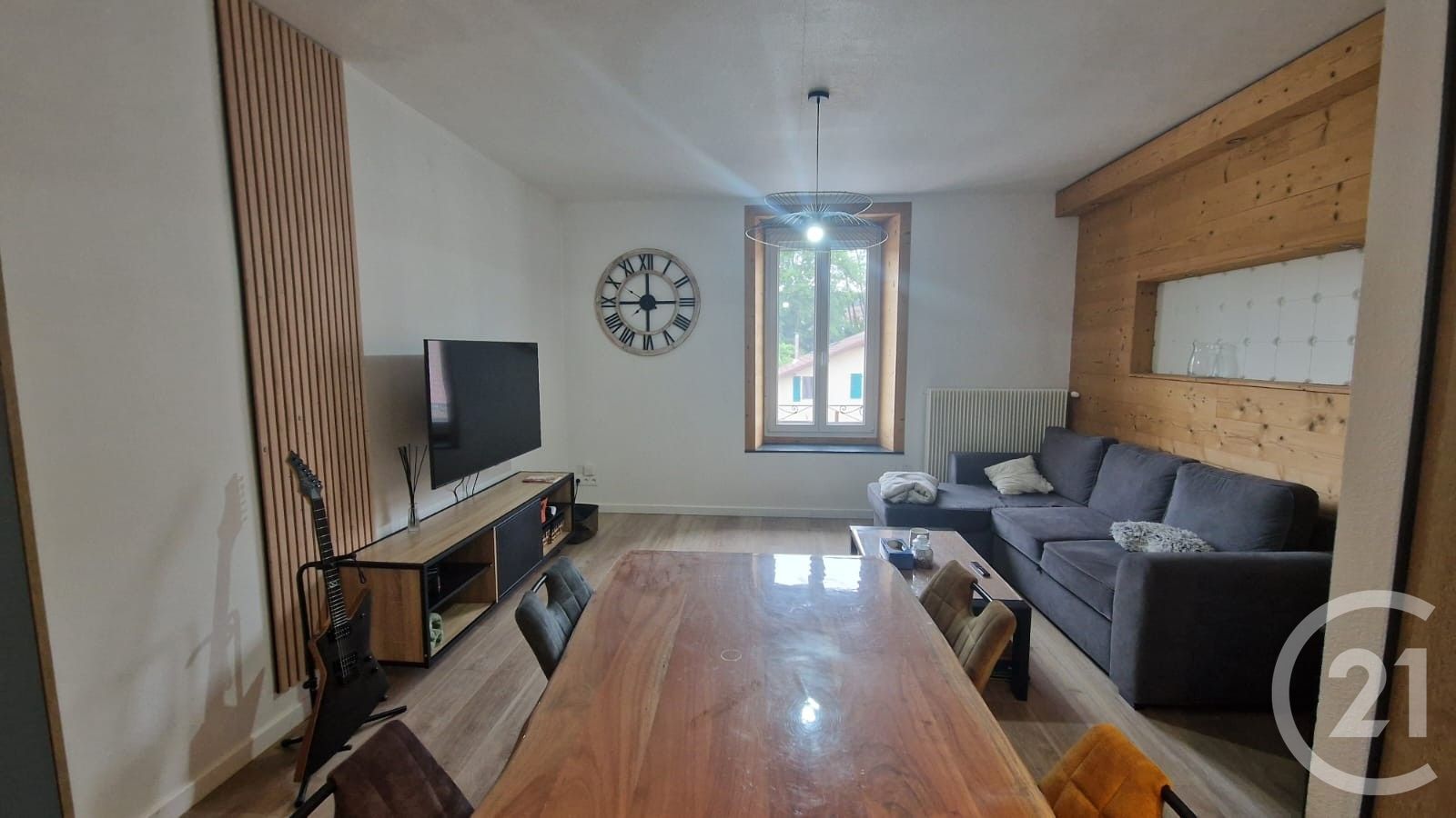 Appartement Route de Pontarlier aux Verrières de Joux à La Cluse-et-Mijoux