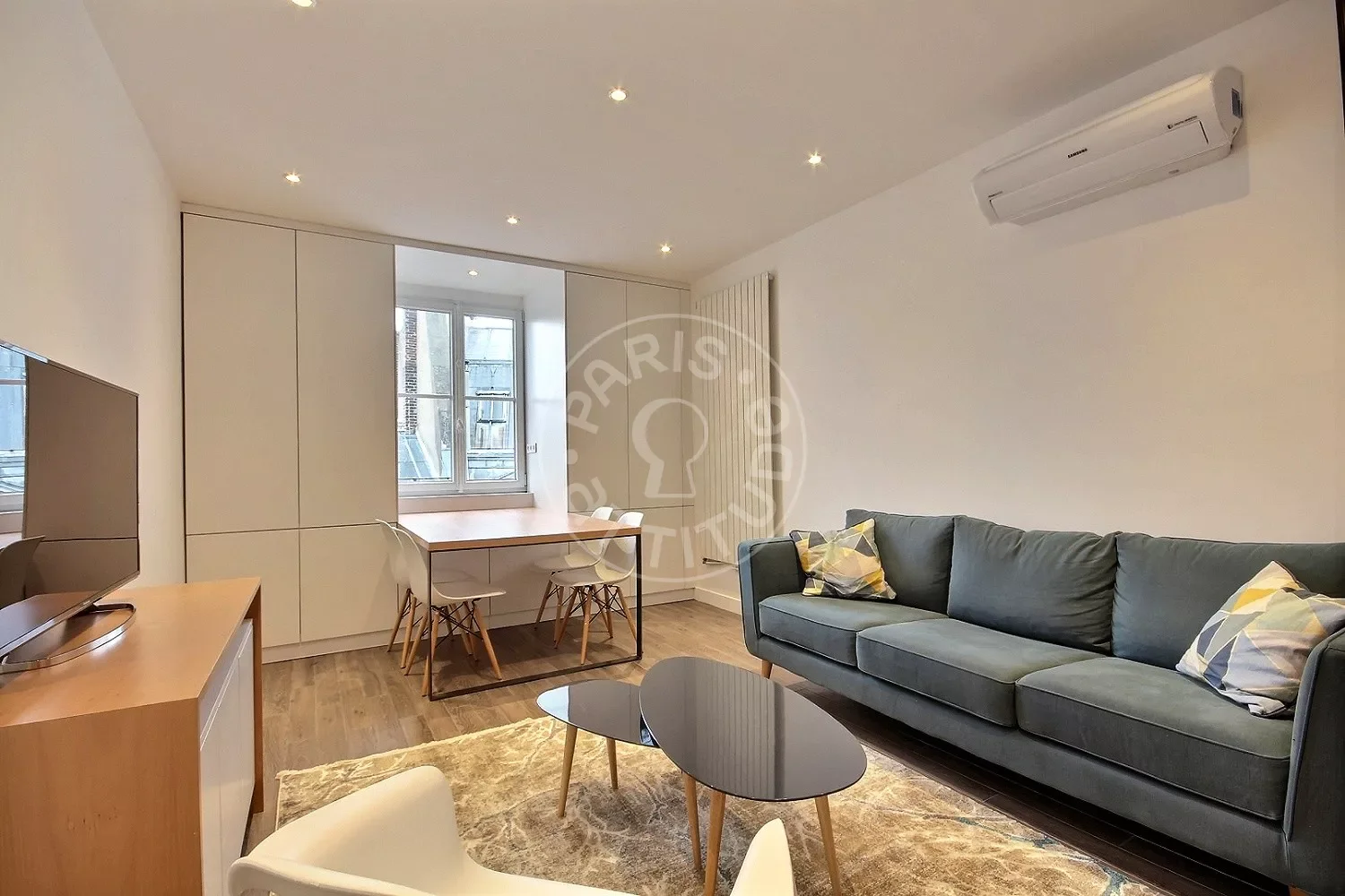 Appartement Rue Étienne Marcel à Paris