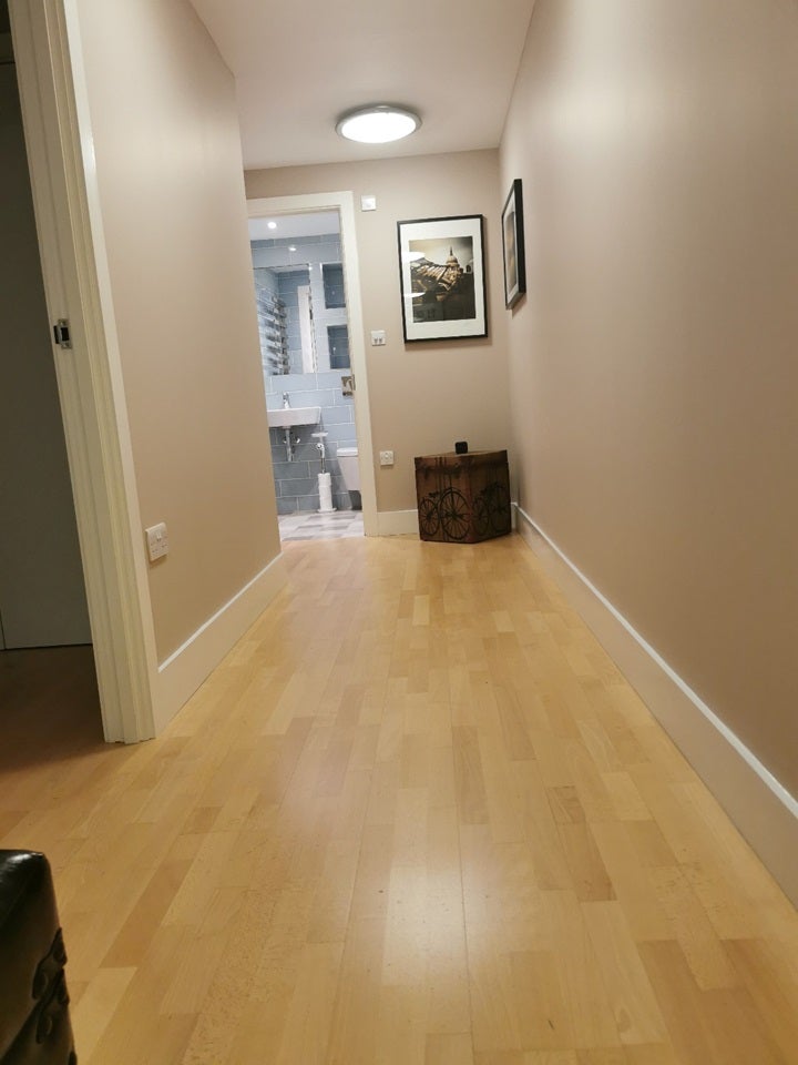 Flat High Timber Street in City of London