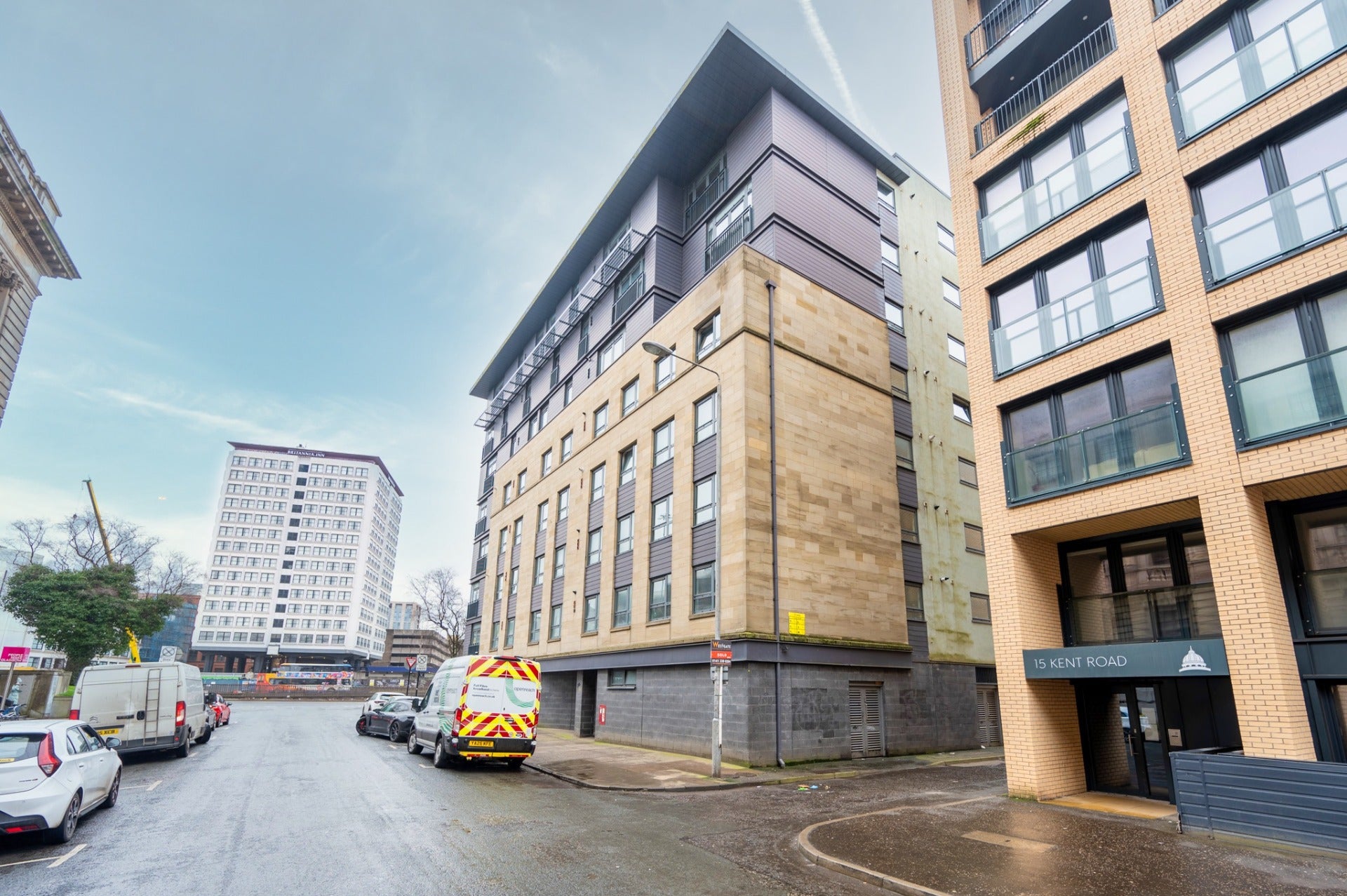 Flat Kent Road in Glasgow