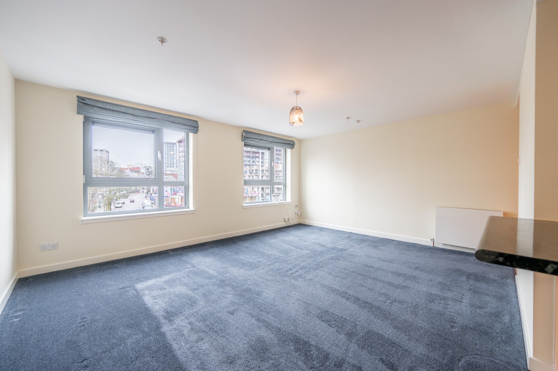 Flat Kent Road in Glasgow