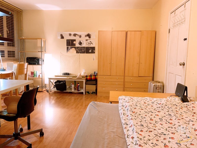 Room Peckham Road in Greater London
