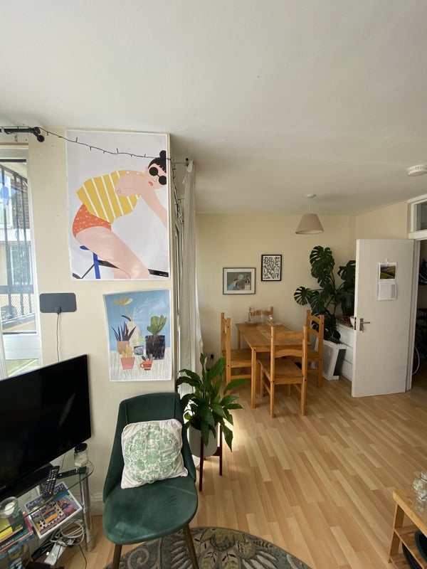 Room Burwell Walk in Greater London