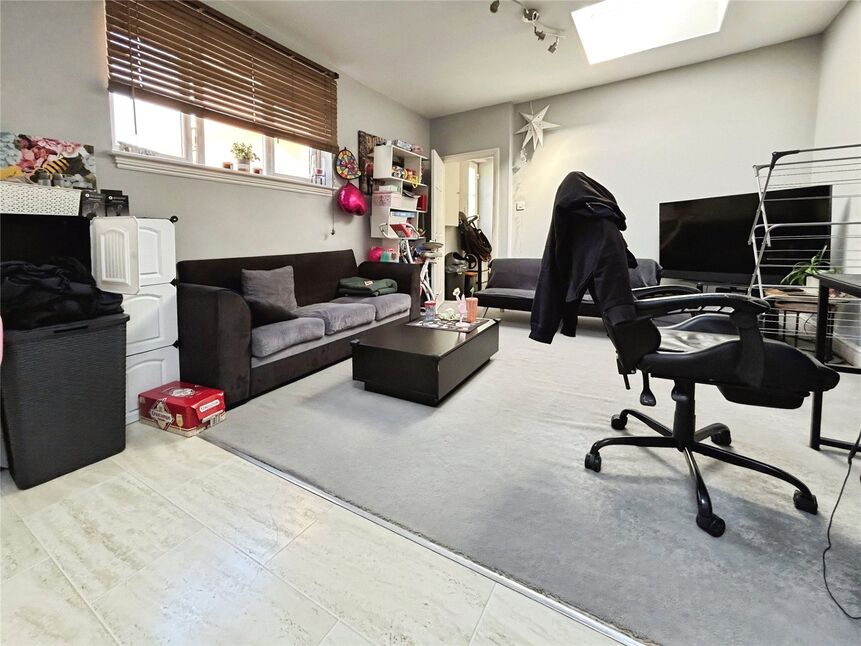 Flat Camden Road in Tunbridge Wells