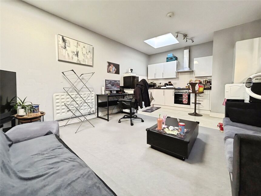 Flat Camden Road in Tunbridge Wells