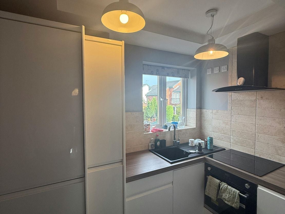 Flat Watlands View in Newcastle-under-Lyme