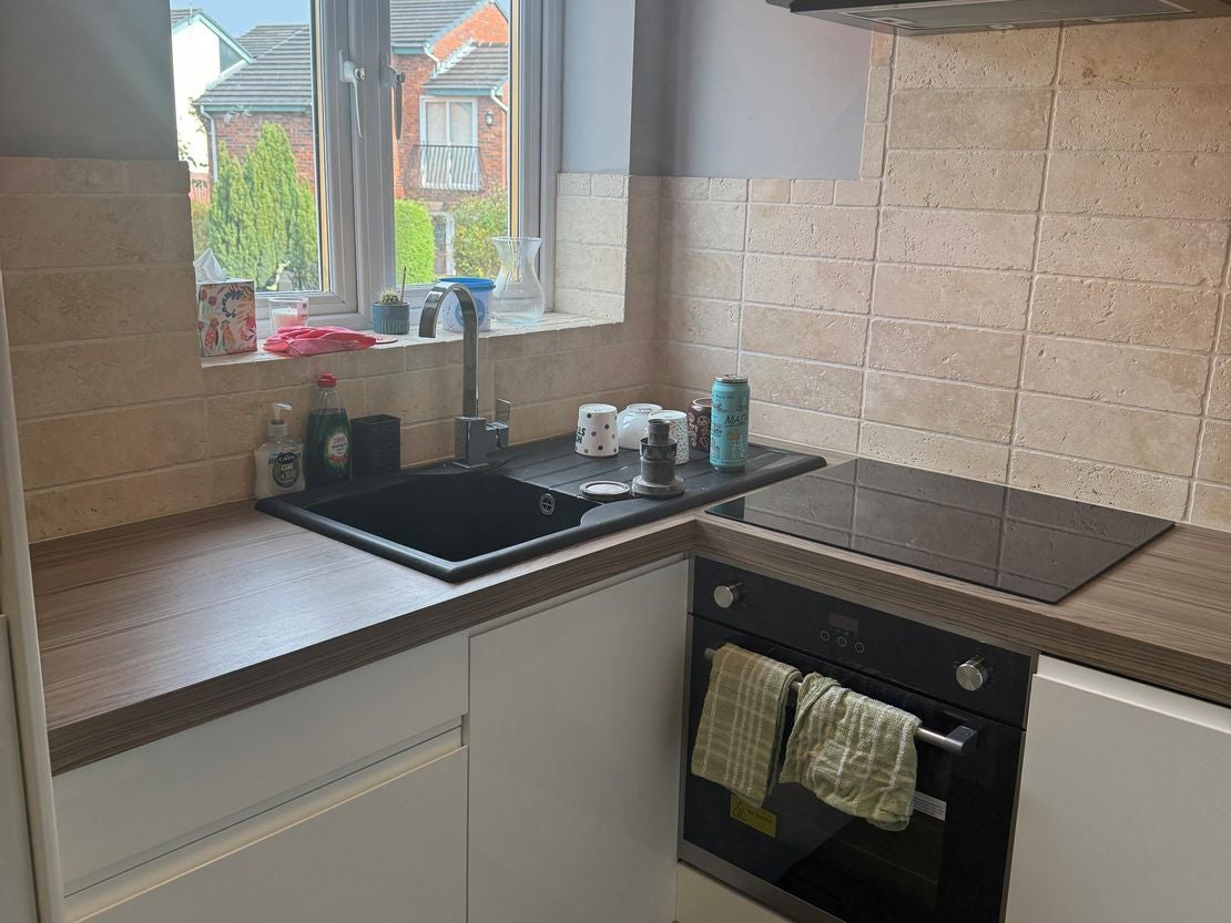 Flat Watlands View in Newcastle-under-Lyme