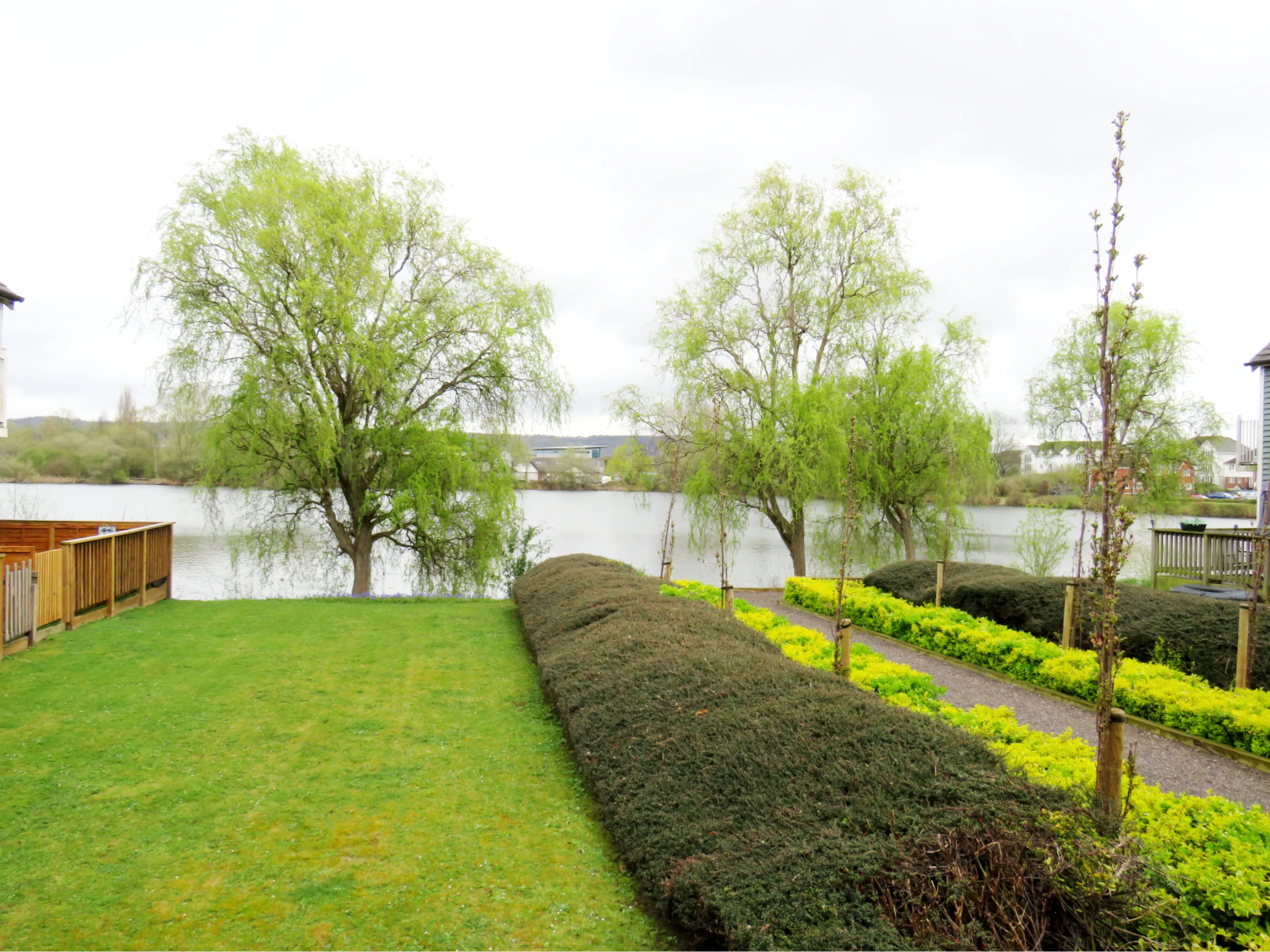 Flat The Lakes in Tonbridge and Malling