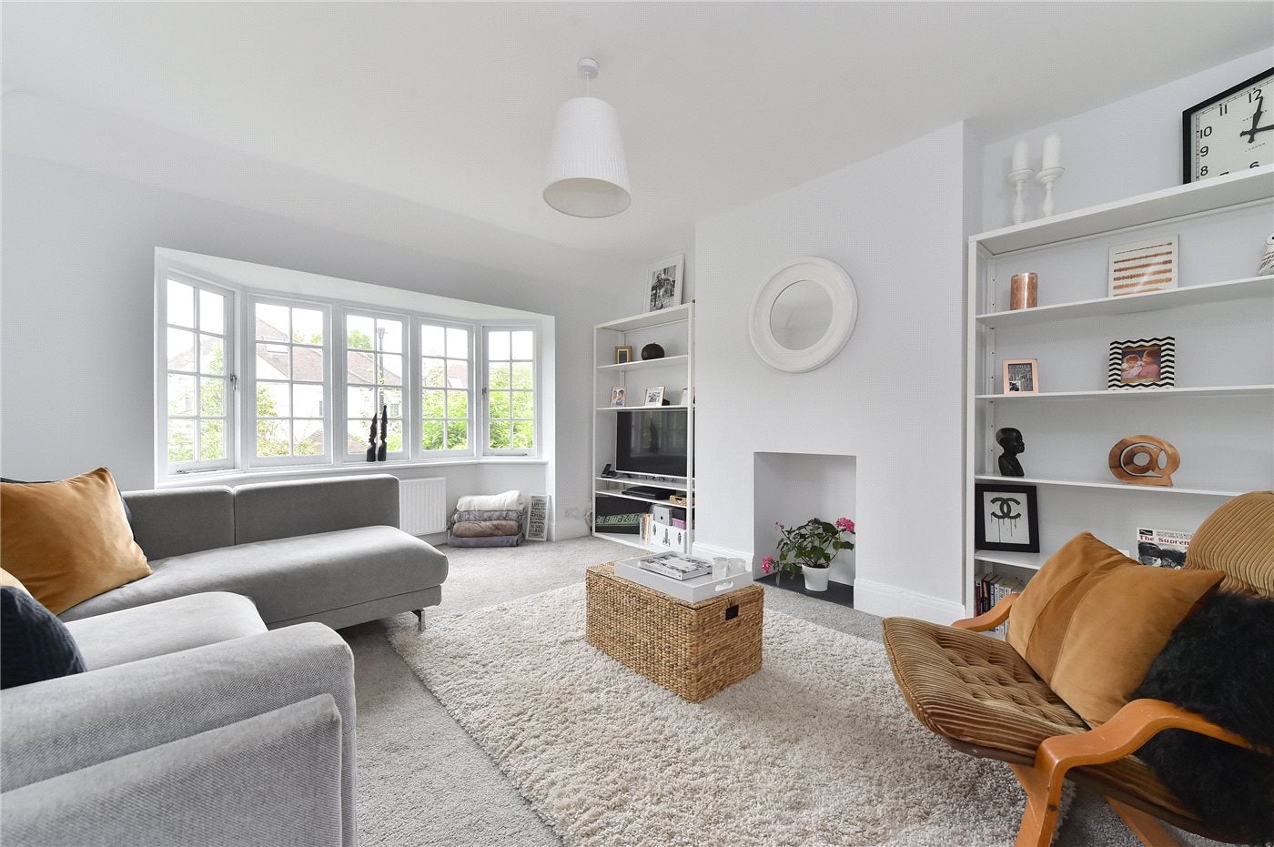 Flat Eastbourne Road in Greater London