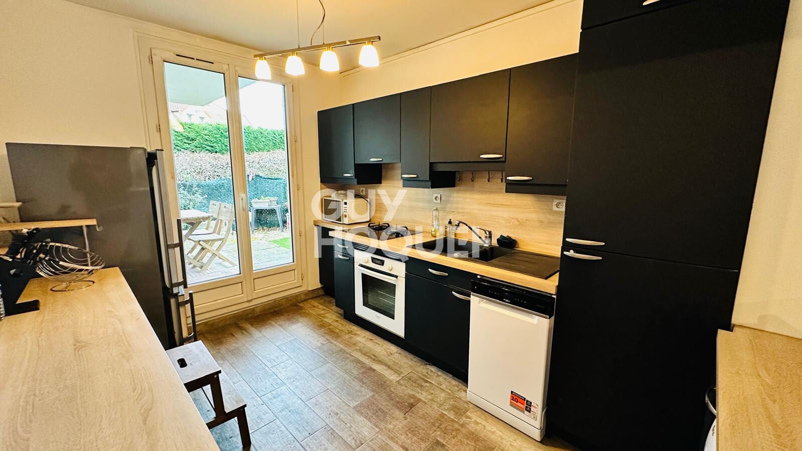 Appartement Rue Guillaume Bigourdan à Wissous