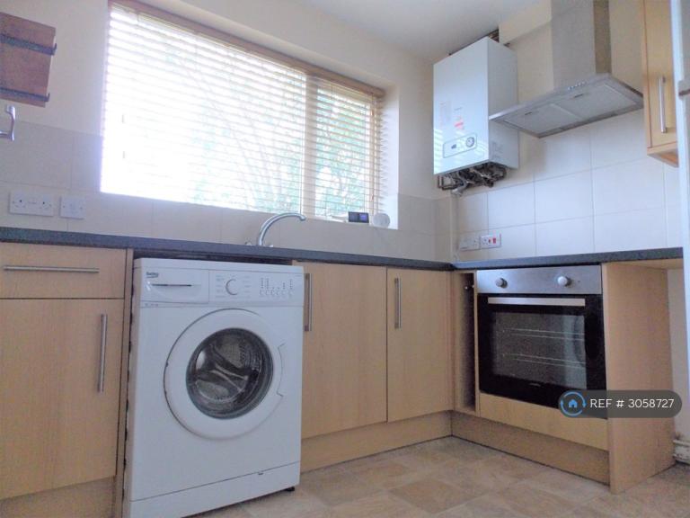 Flat Evesham Road in Redditch