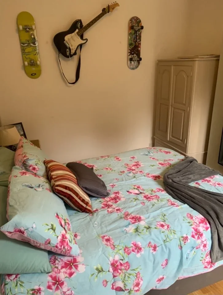 Room Boundary Road in Chatham