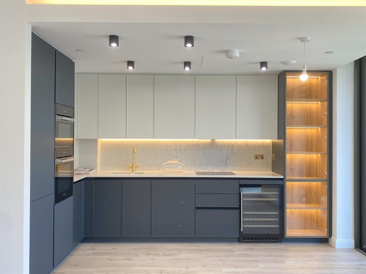 Flat Dingley Road in Greater London