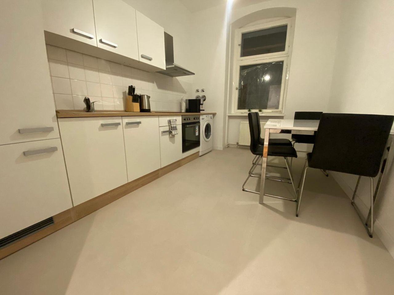 Wohnung Kirschenallee in Berlin
