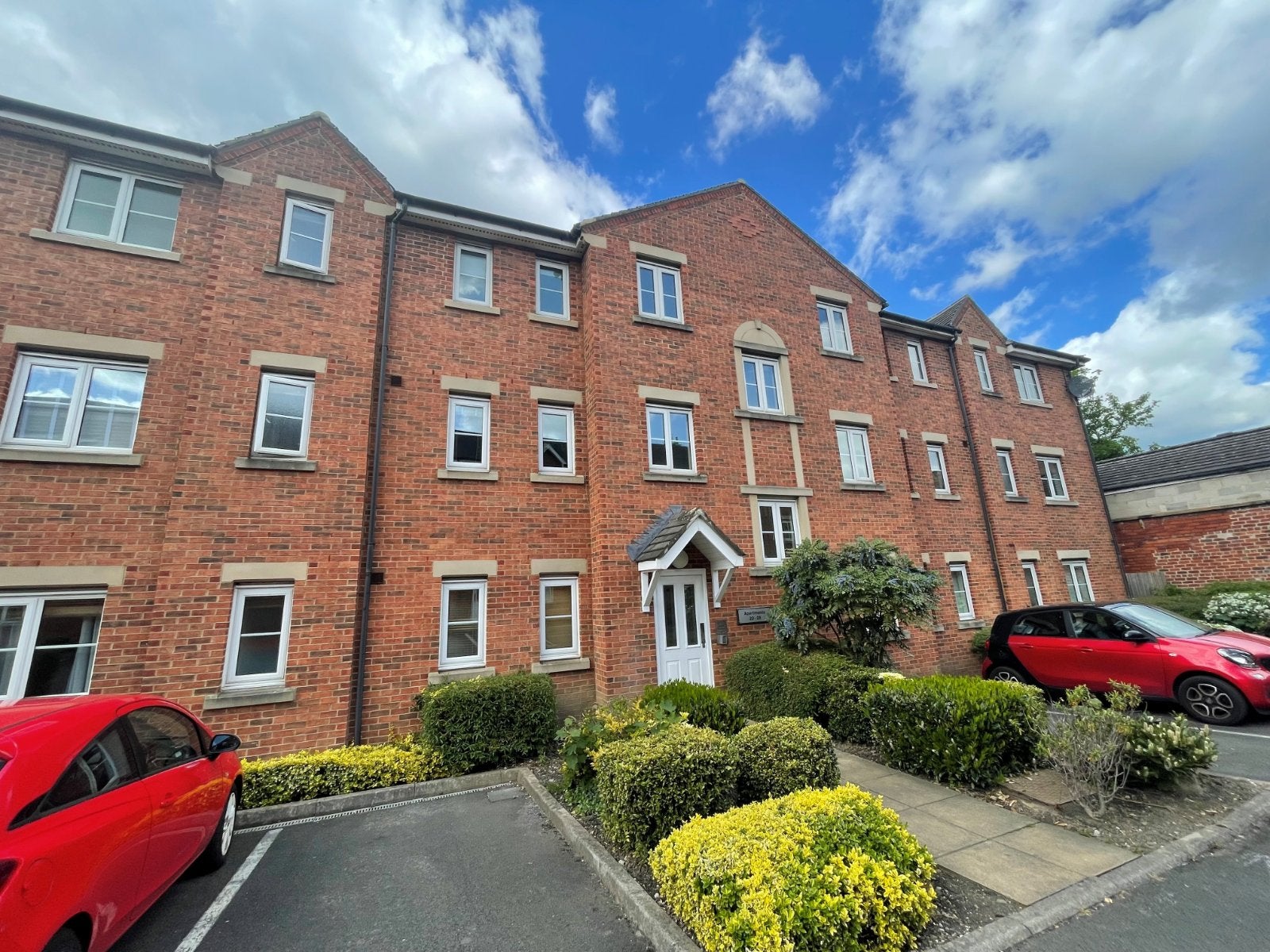 Flat Abbots Mews in Leeds
