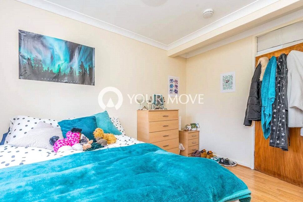 Flat Granby Grove in Southampton
