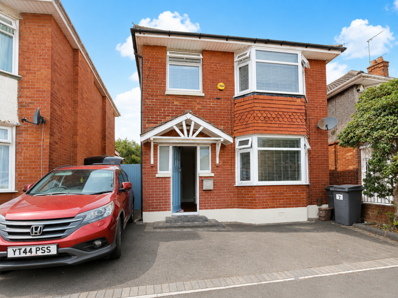 House Draycott Road in Bournemouth