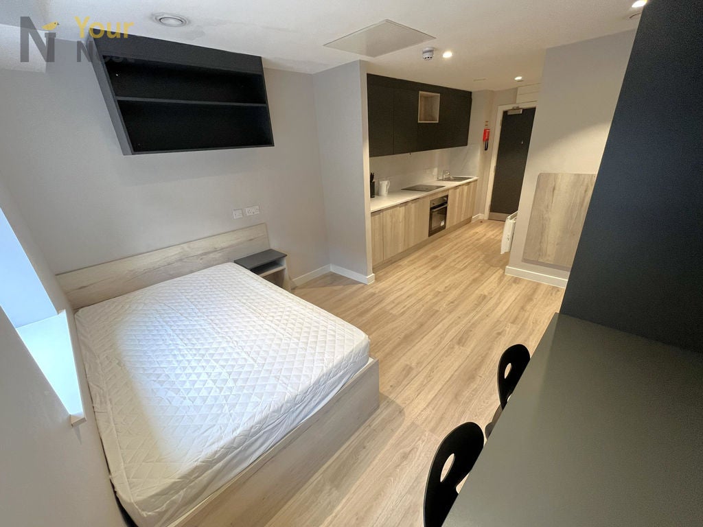 Flat Briggate in Leeds