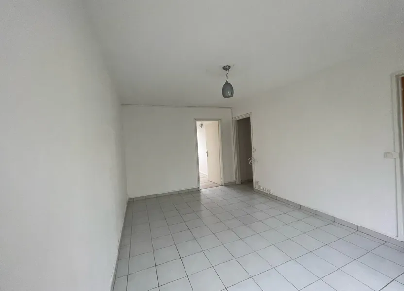 Appartement Rue de la Garenne à Le Plessis-Robinson