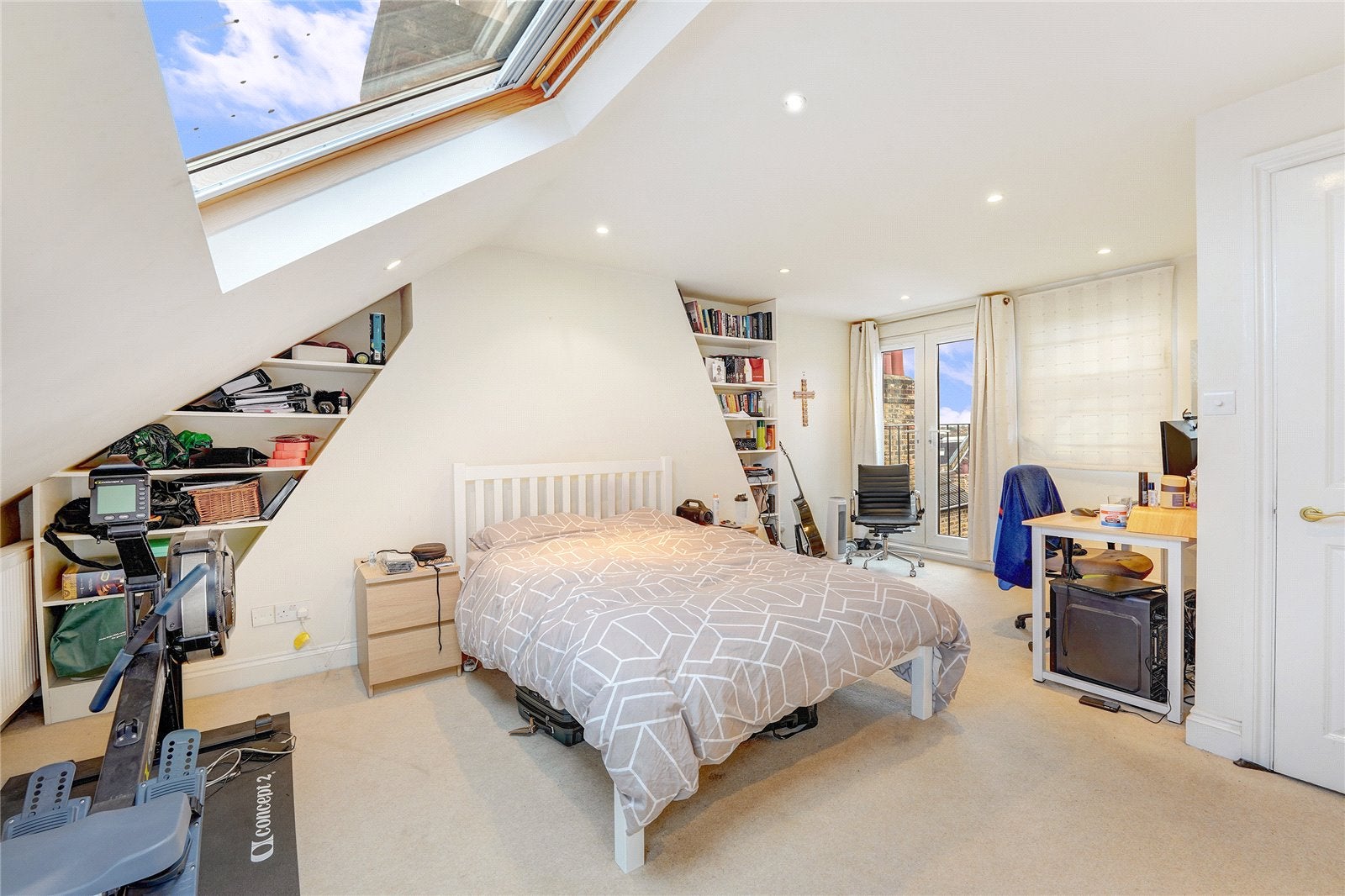 House Gaskarth Road in Greater London