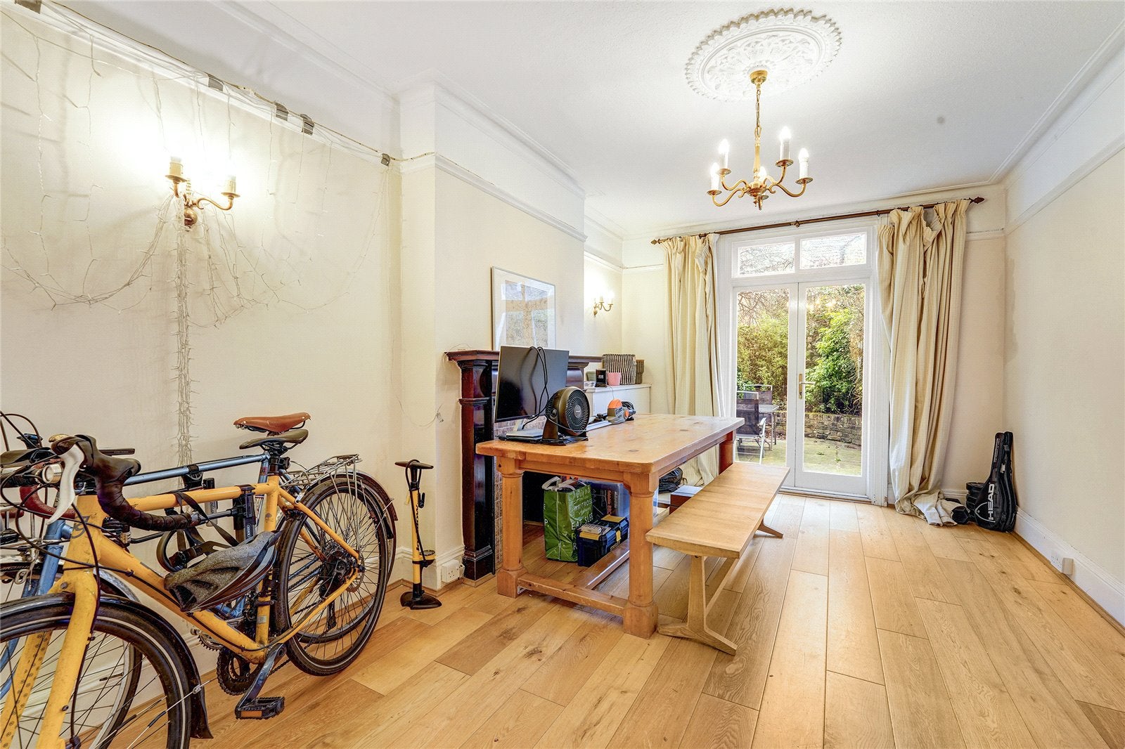 House Gaskarth Road in Greater London