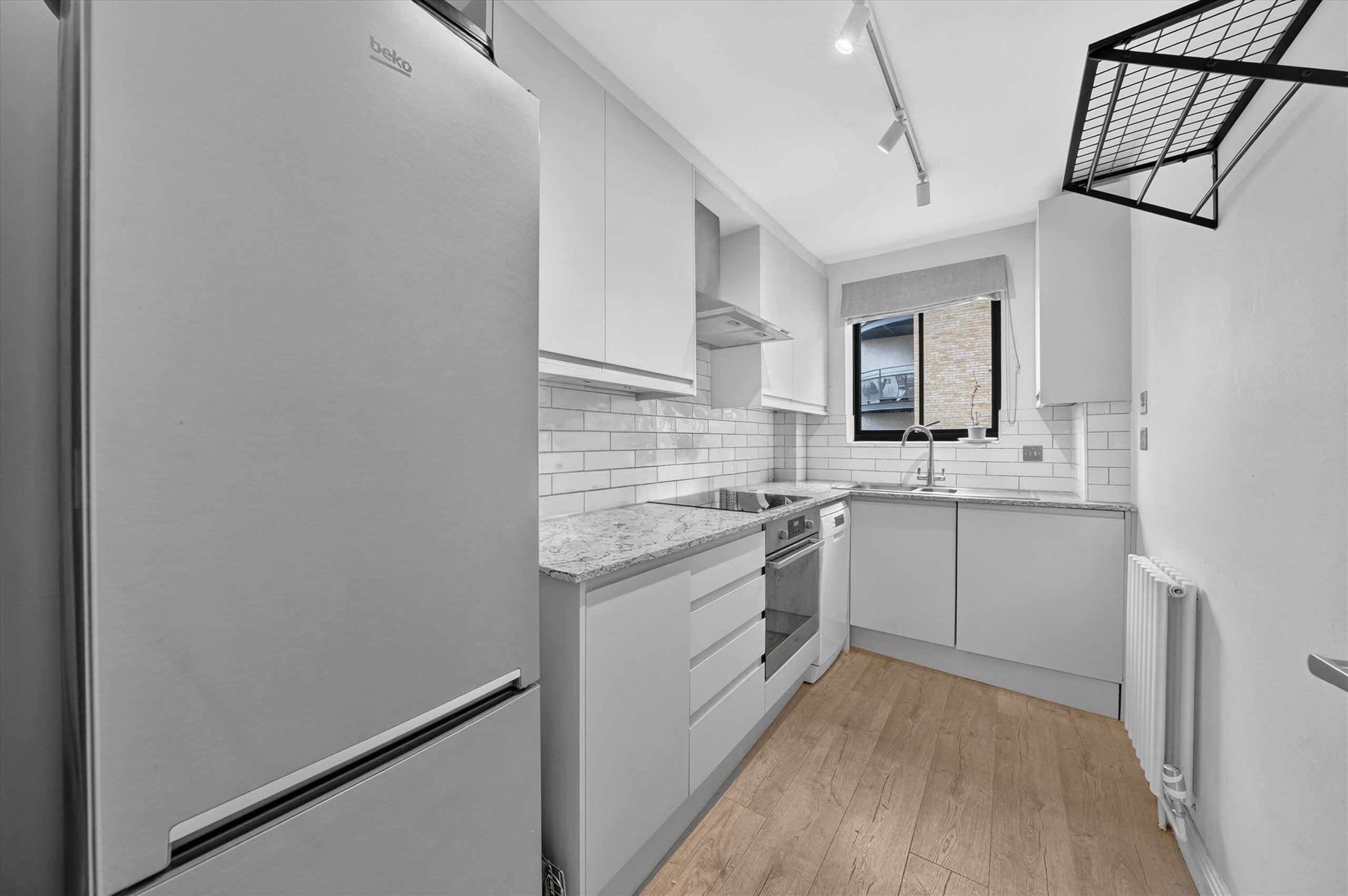 Flat Wolseley Street in Greater London
