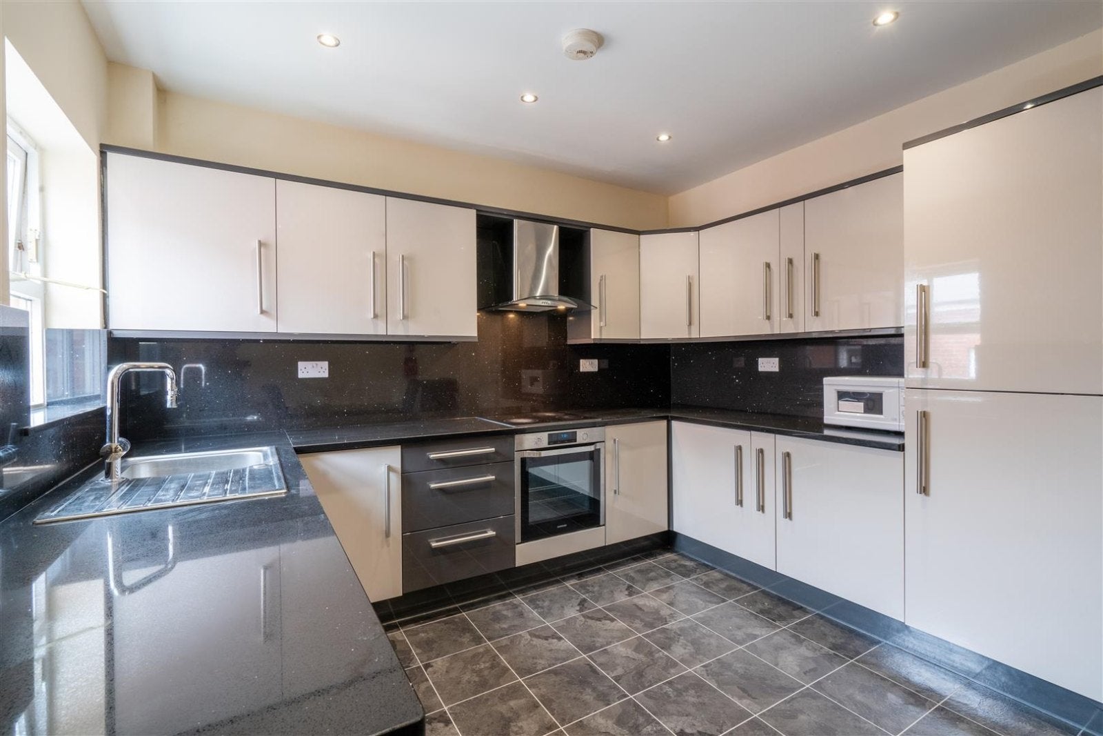 Flat Gell Street in Sheffield