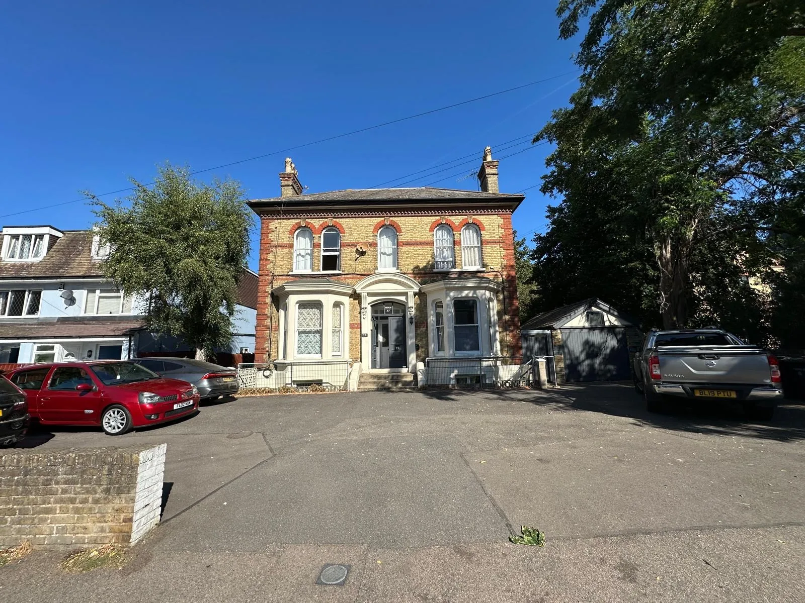 Flat Pelham Road in Gravesham