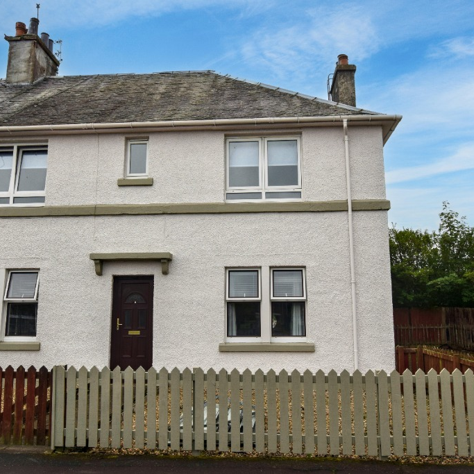 Flat Claremont Crescent in Kilwinning