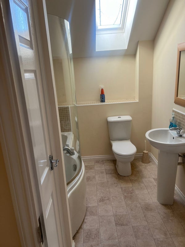 Room Druridge Drive in Newcastle upon Tyne