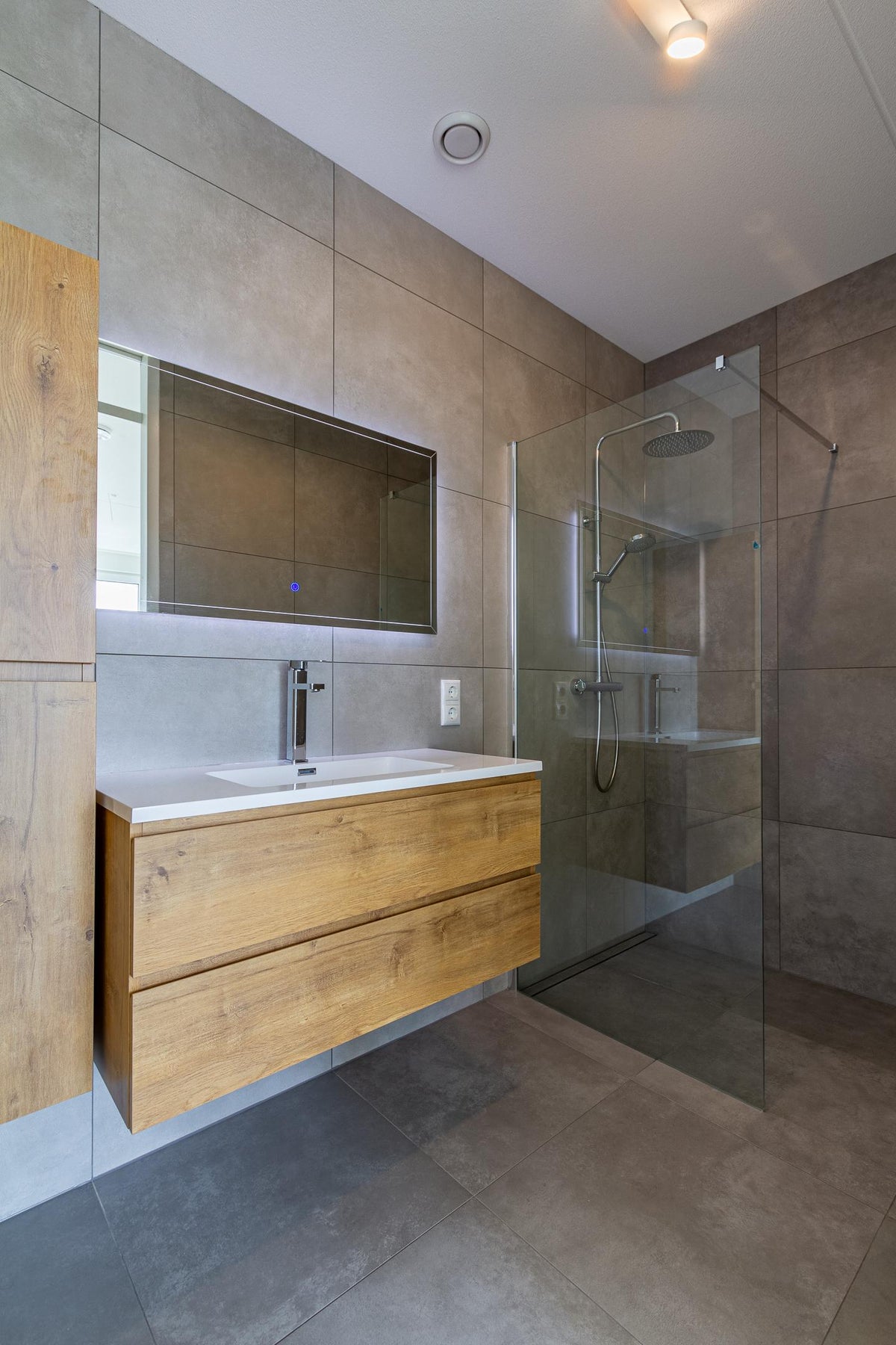 Appartement Kolonel Millerstraat 11
