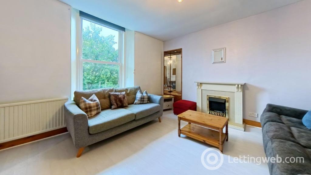 Flat Dee Street in Aberdeen City