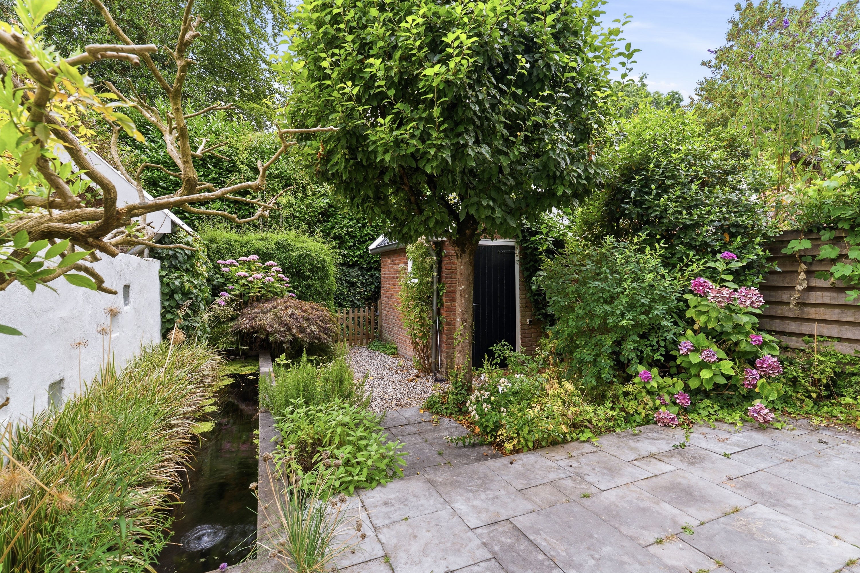 Tussenwoning te koop: Laan van Klarenbeek 50, Arnhem