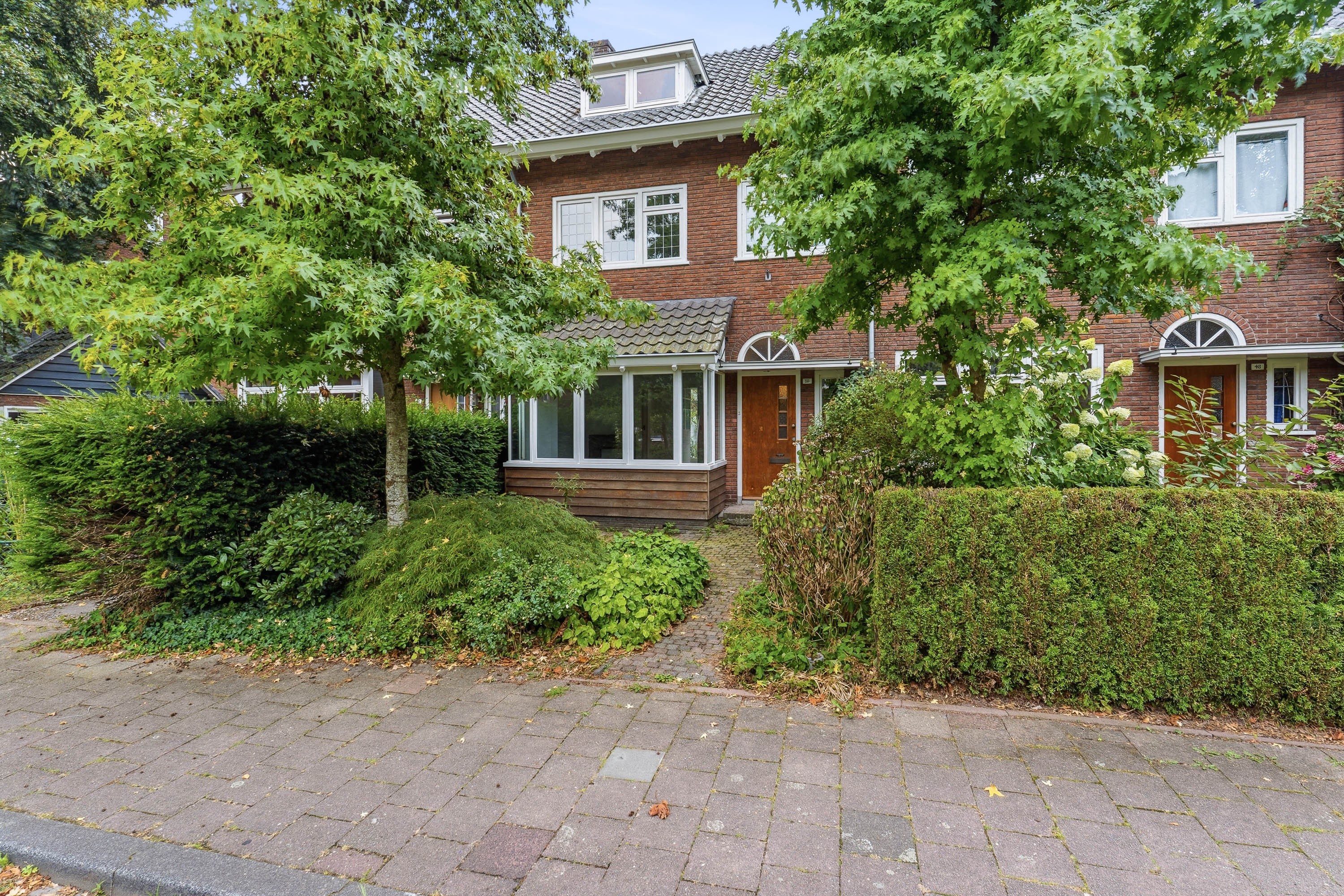 Tussenwoning te koop: Laan van Klarenbeek 50, Arnhem