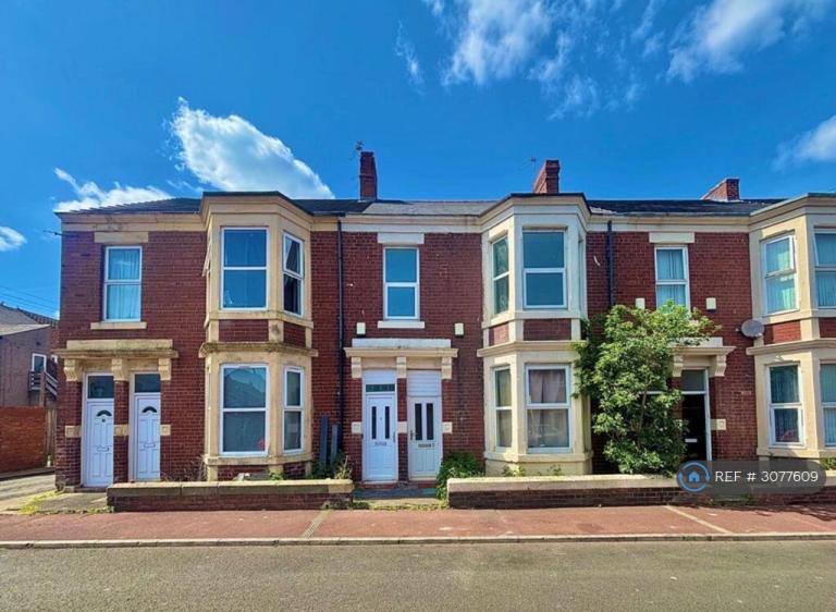 Flat Ada Street in Newcastle upon Tyne