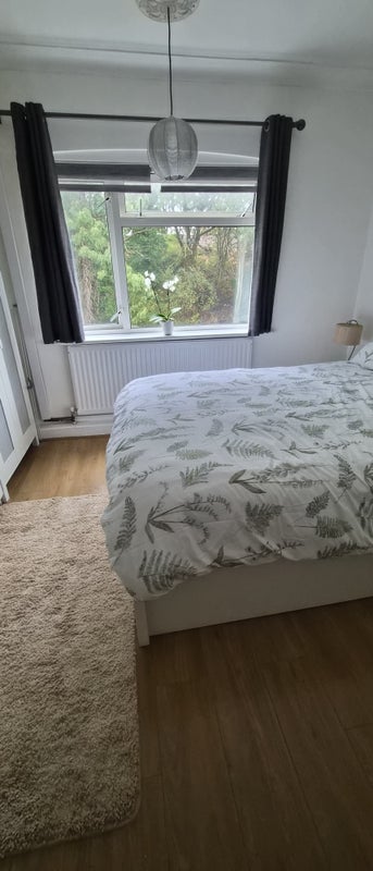 Room Cromer Road in Greater London