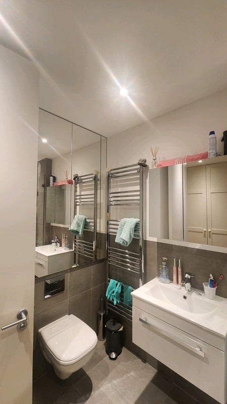 Room St. John's Avenue in Greater London