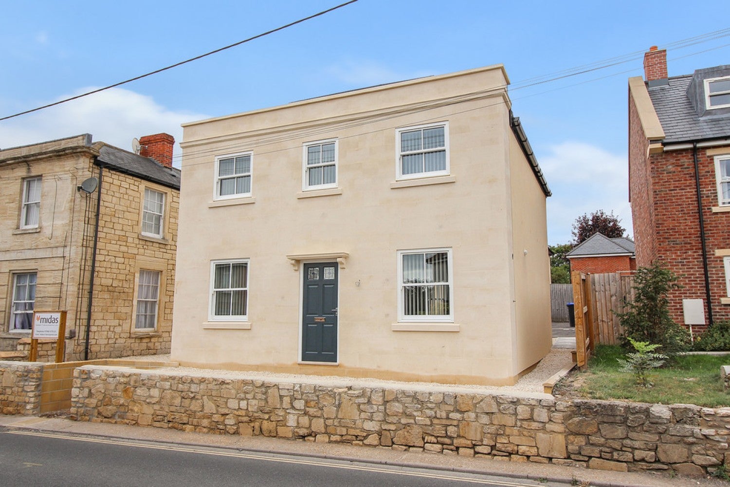 Flat Seymour Court in Trowbridge