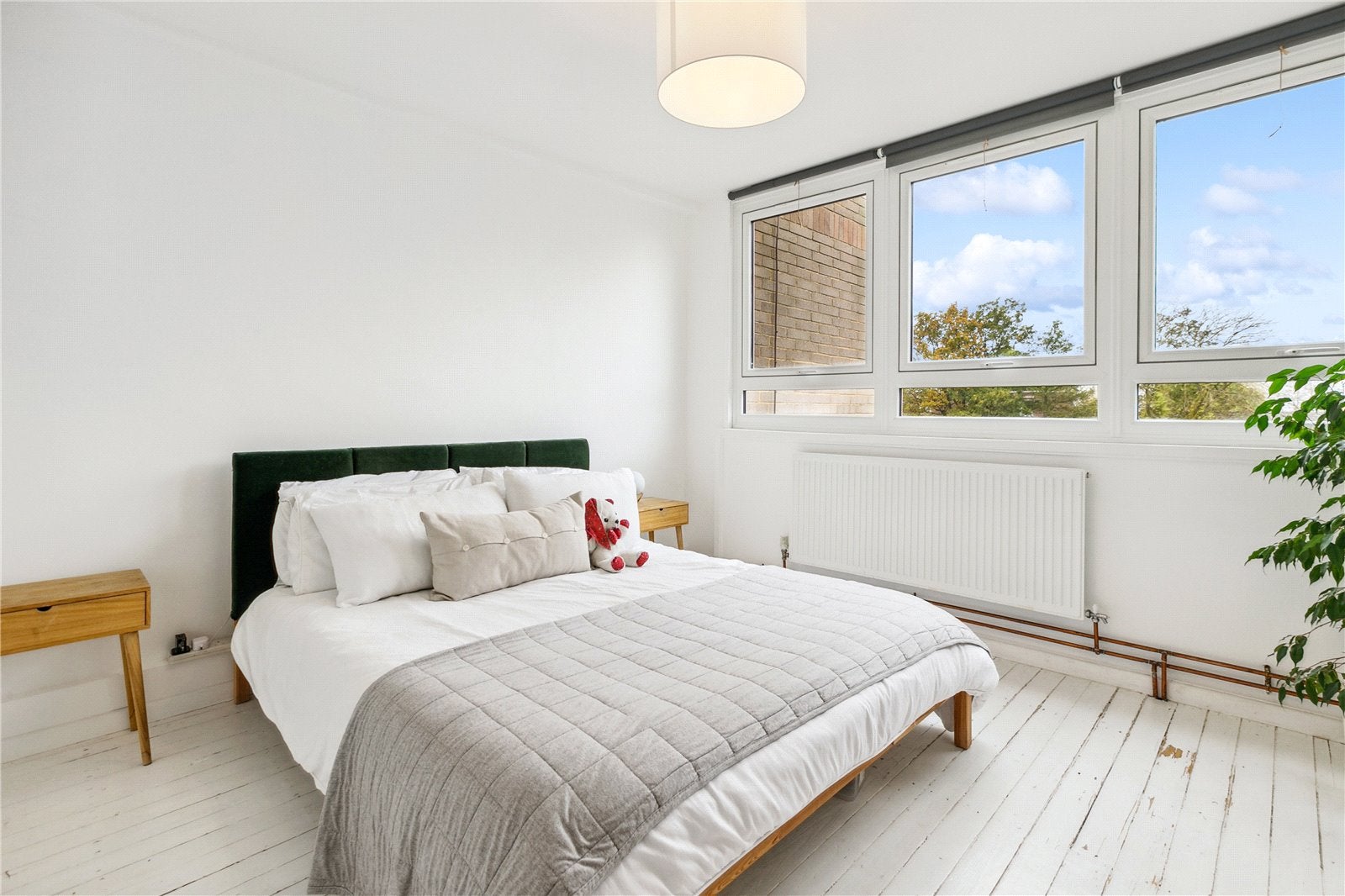 Flat Palace Road in Greater London