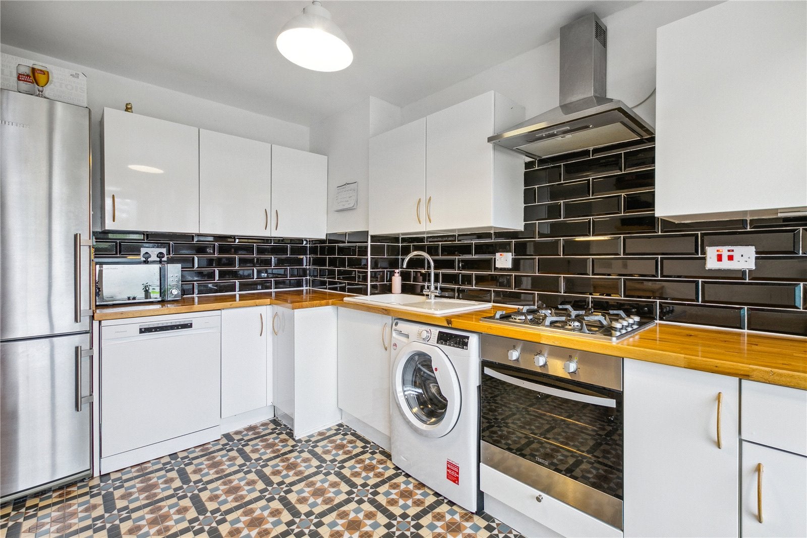 Flat Palace Road in Greater London