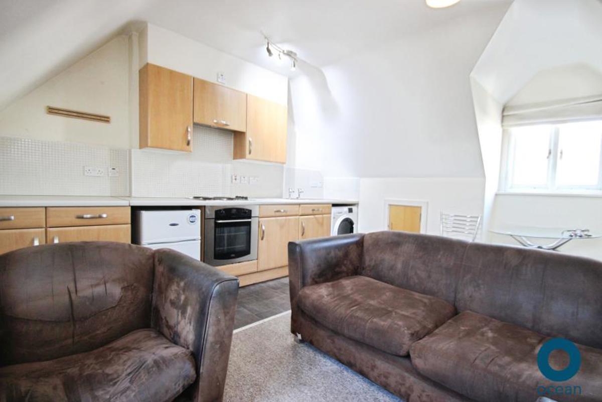 Flat St Peters Court in Leeds